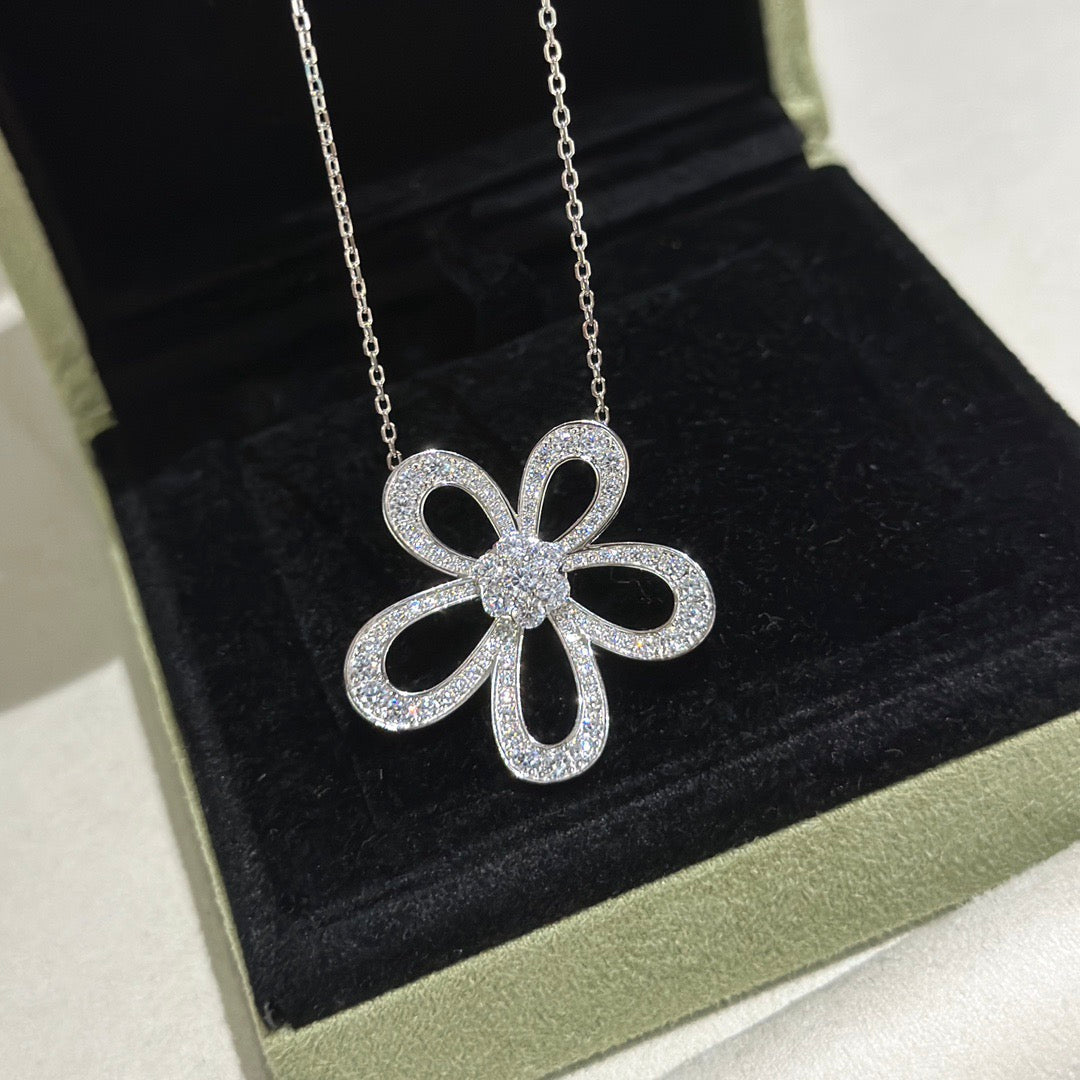 [⭐Seralia]FLOWERLACE NECKLACE FULL DIAMONDS