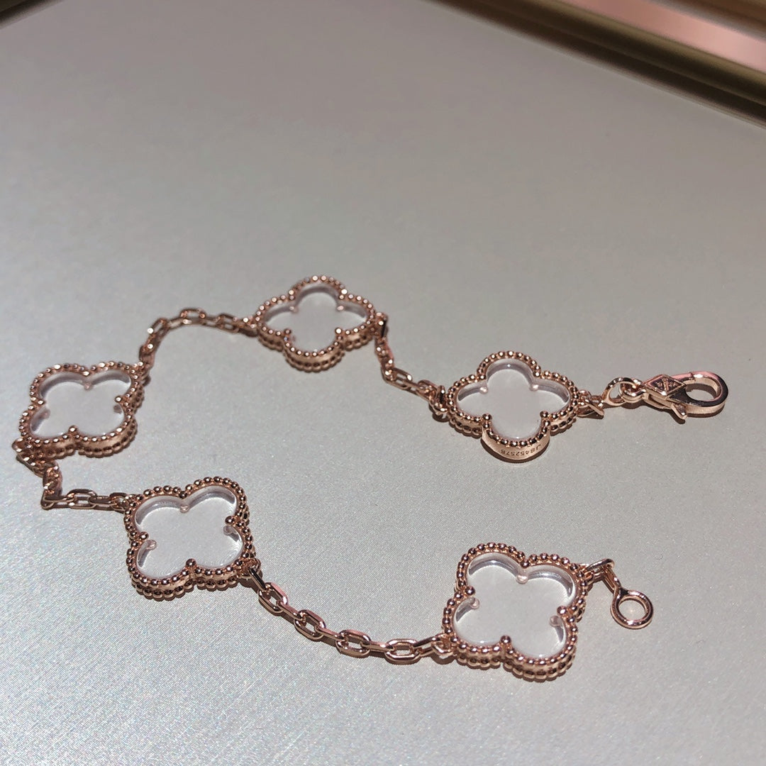 [⭐Seralia]CLOVER 5 MOTIF ROCK CRYSTAL BRACELET