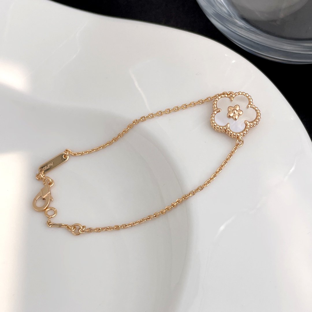 [⭐Seralia]LUCKY SPRING ROSE GOLD MOP BRACELET