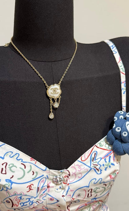 [⭐Seralia]Cloud Pearl Mother-of-Pearl Diamond Chain Pendant Necklace