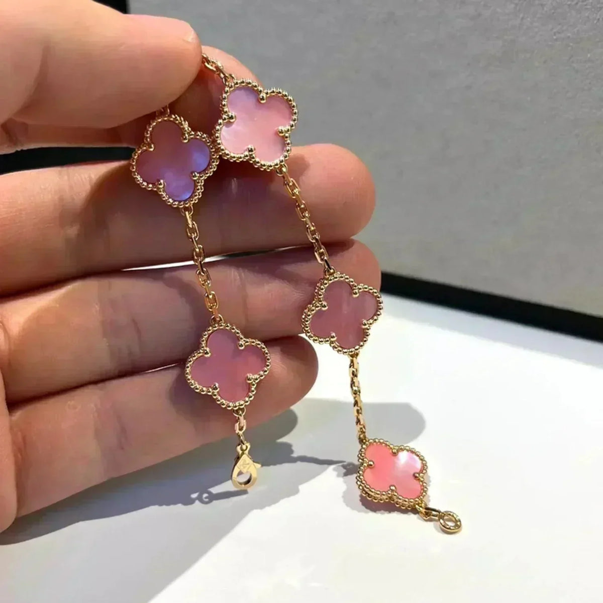 [⭐Seralia] CLOVER 5 MOTIFS  PINK MOP BRACELET COLLECTION